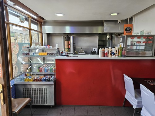 Balti lounge takeaway - lounge", &